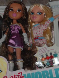 Bratz world house set